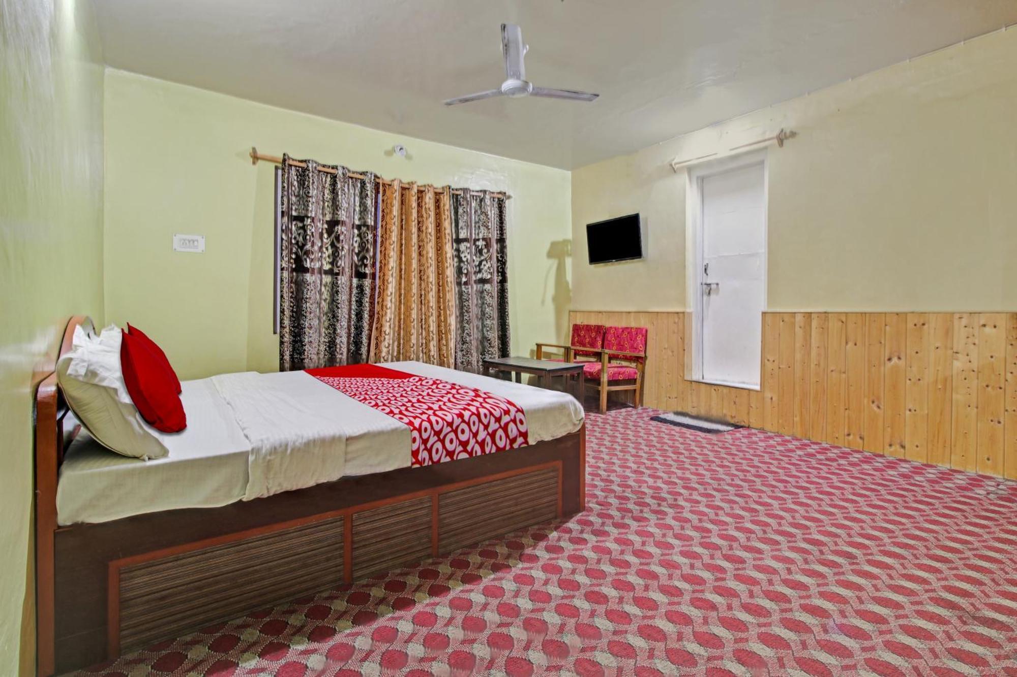 Hotel Ab-I-Hayat Srīnagar Kültér fotó