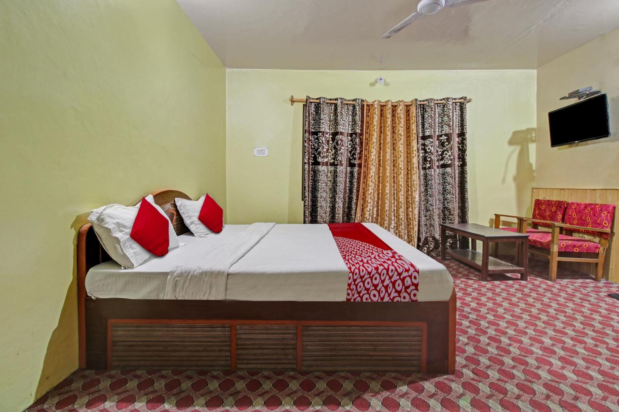 Hotel Ab-I-Hayat Srīnagar Kültér fotó