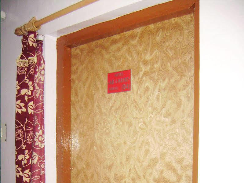Hotel Ab-I-Hayat Srīnagar Kültér fotó